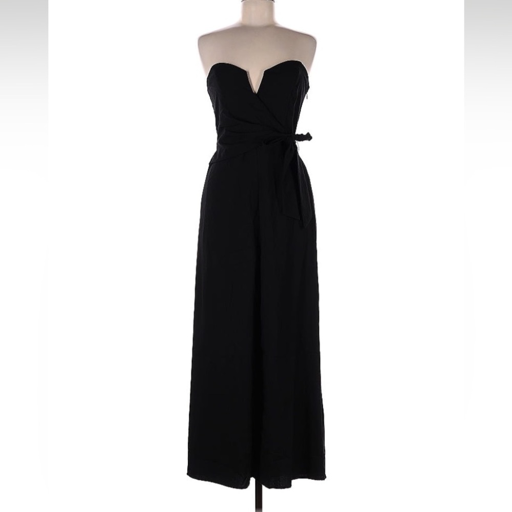 REVOLVE-ASTR the label black jumpsuit. Size medium. Strapless. Wrap tie side